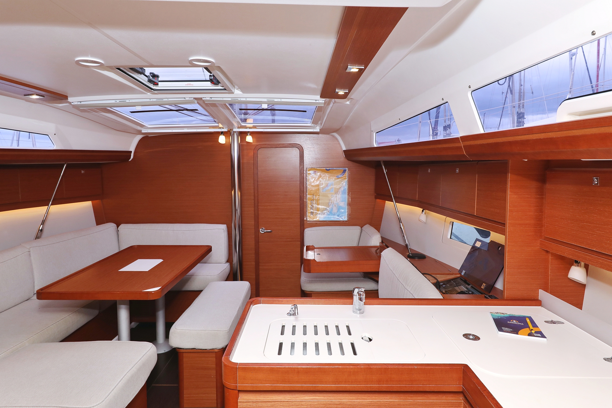 Dufour 412 GL — photo 13