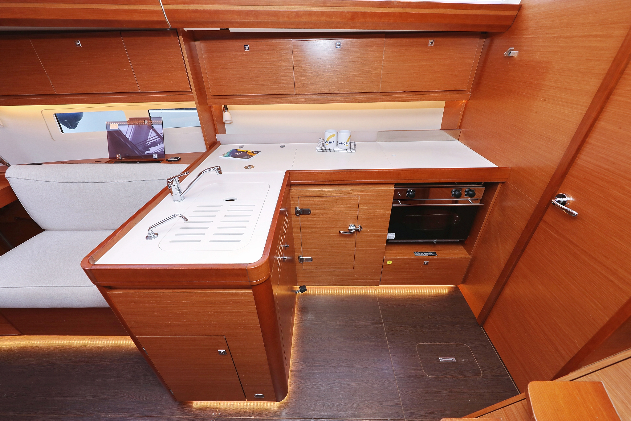Dufour 412 GL — photo 21