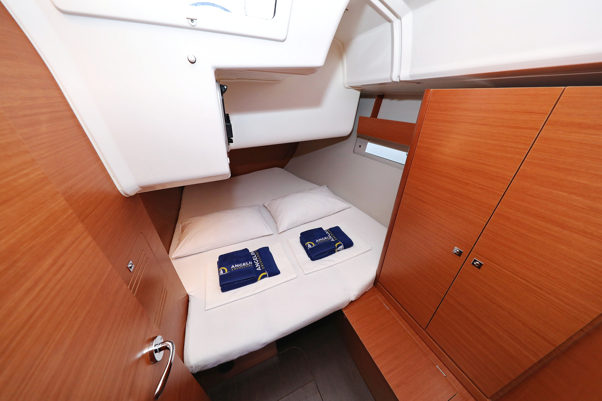 Dufour 412 GL — photo 26