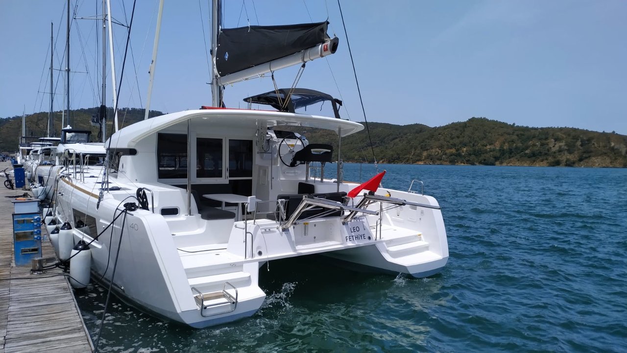 Lagoon 40 - 4 cab. — photo 4