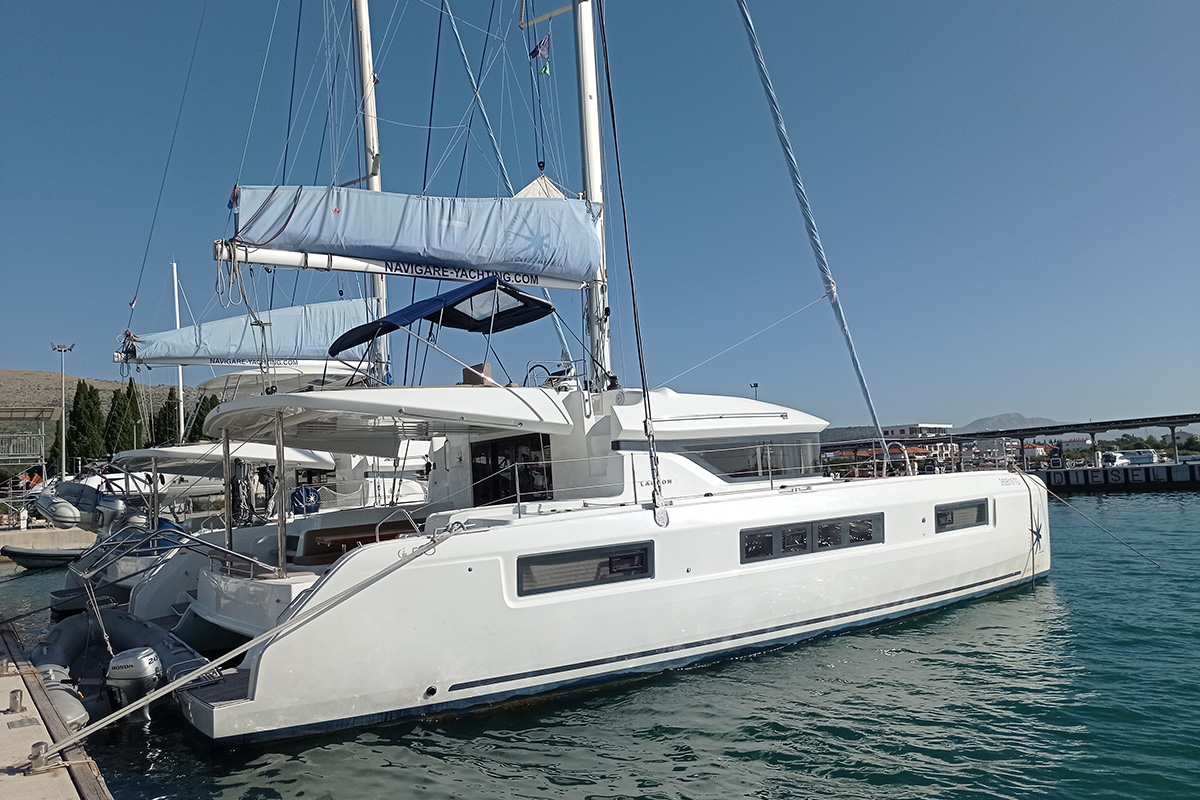 Lagoon 50 - 6 + 2 cab. — photo 1