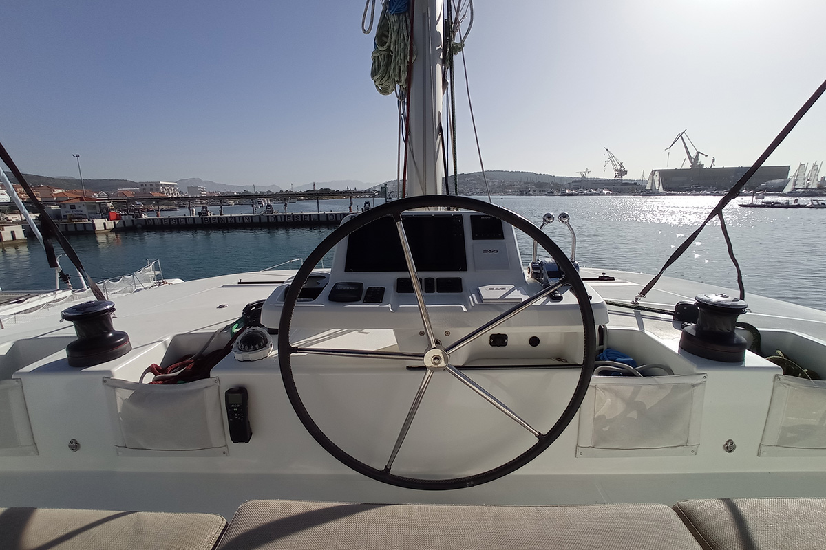 Lagoon 50 - 6 + 2 cab. — photo 21
