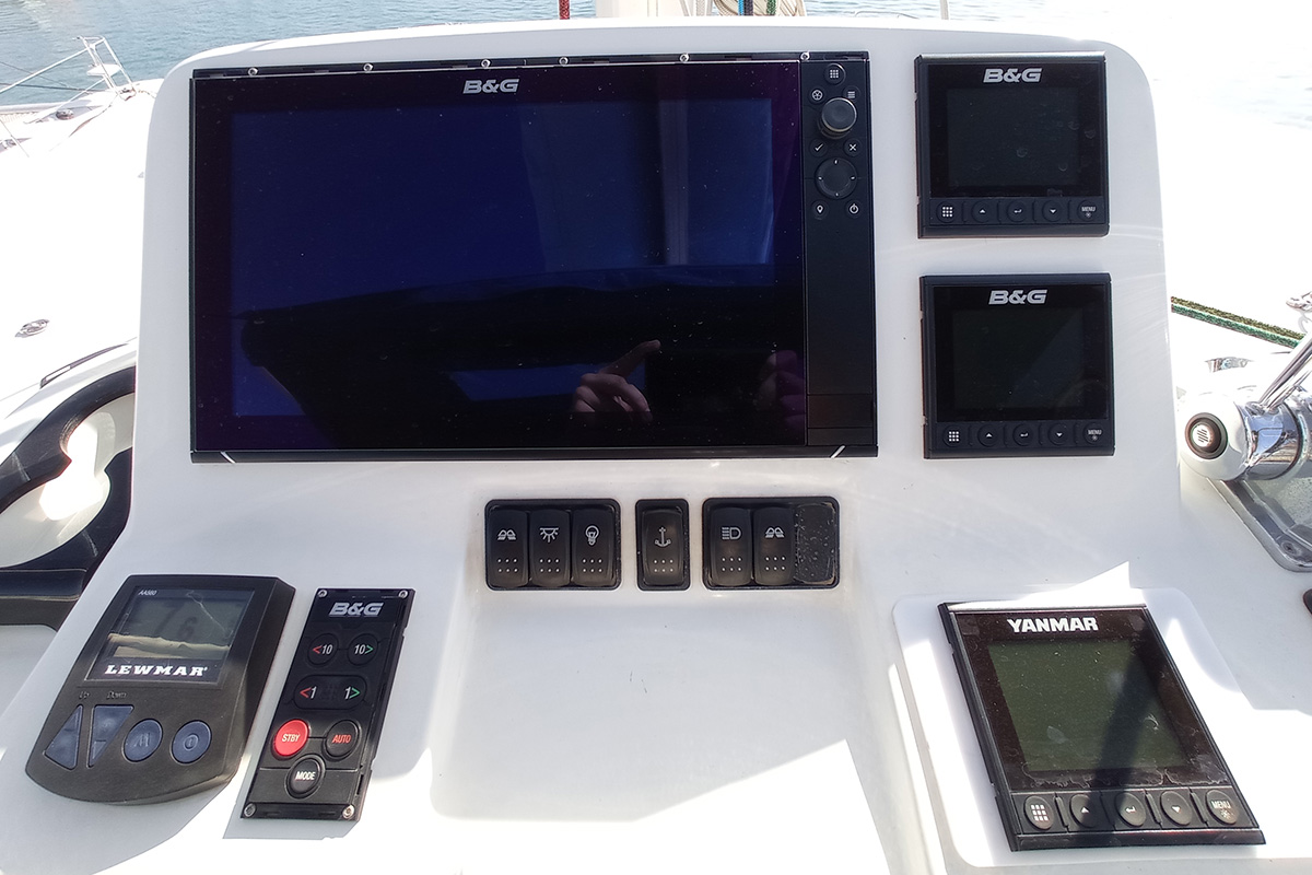 Lagoon 50 - 6 + 2 cab. — photo 23