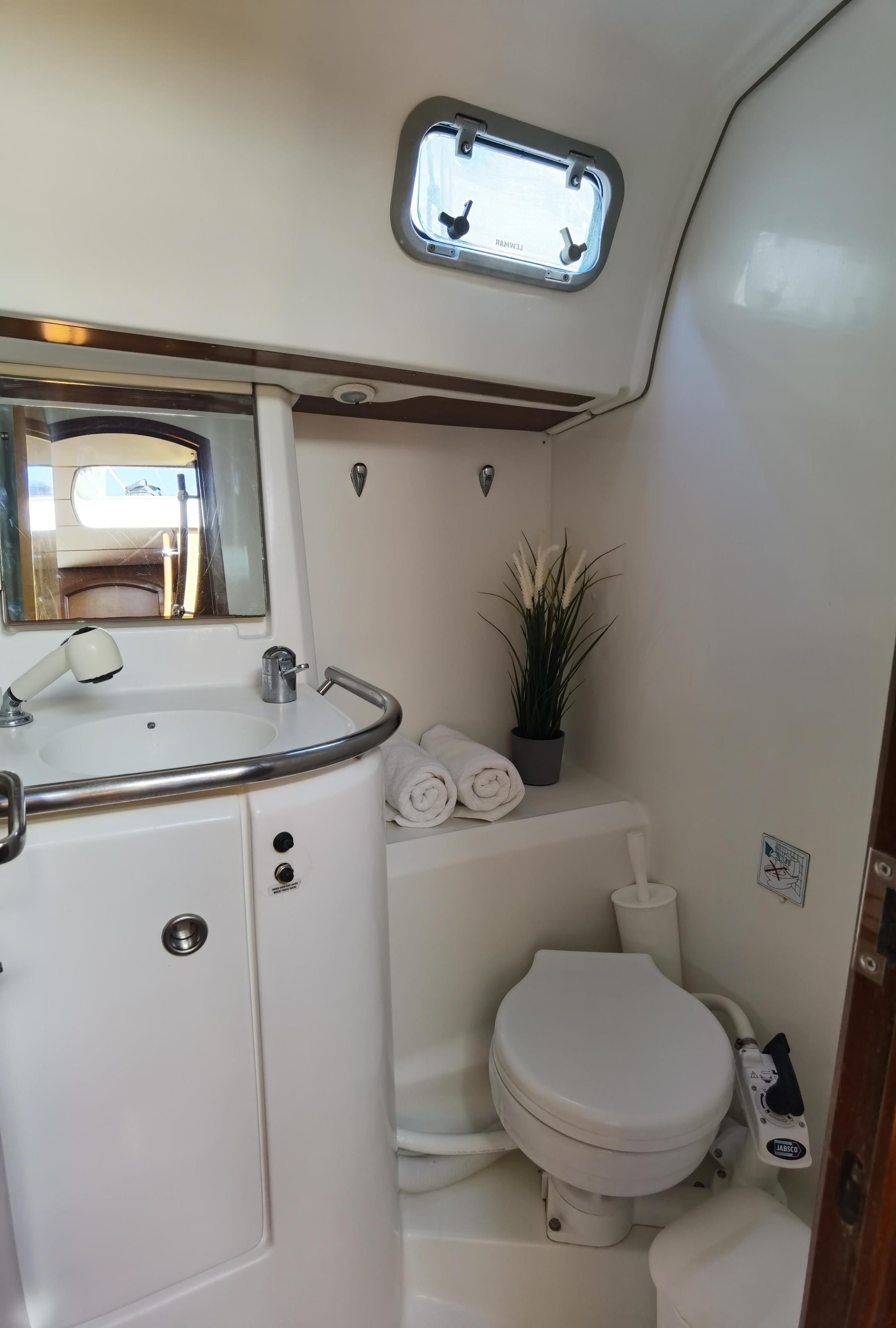Oceanis Clipper 461 — photo 34
