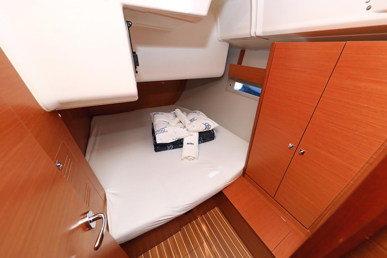 Dufour 412 GL — photo 22