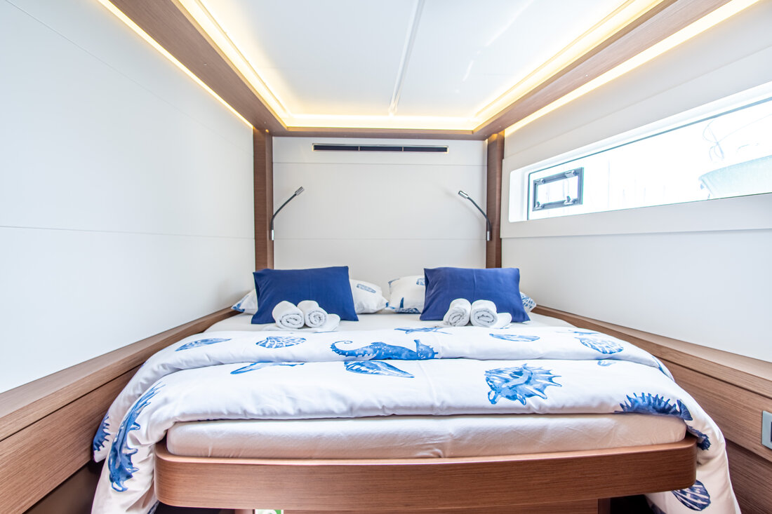 Lagoon 46 - 4 + 2 cab. — photo 17