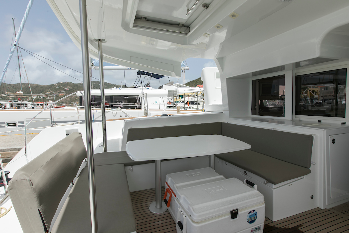 Lagoon 450 F - 4 + 2 cab. — photo 11