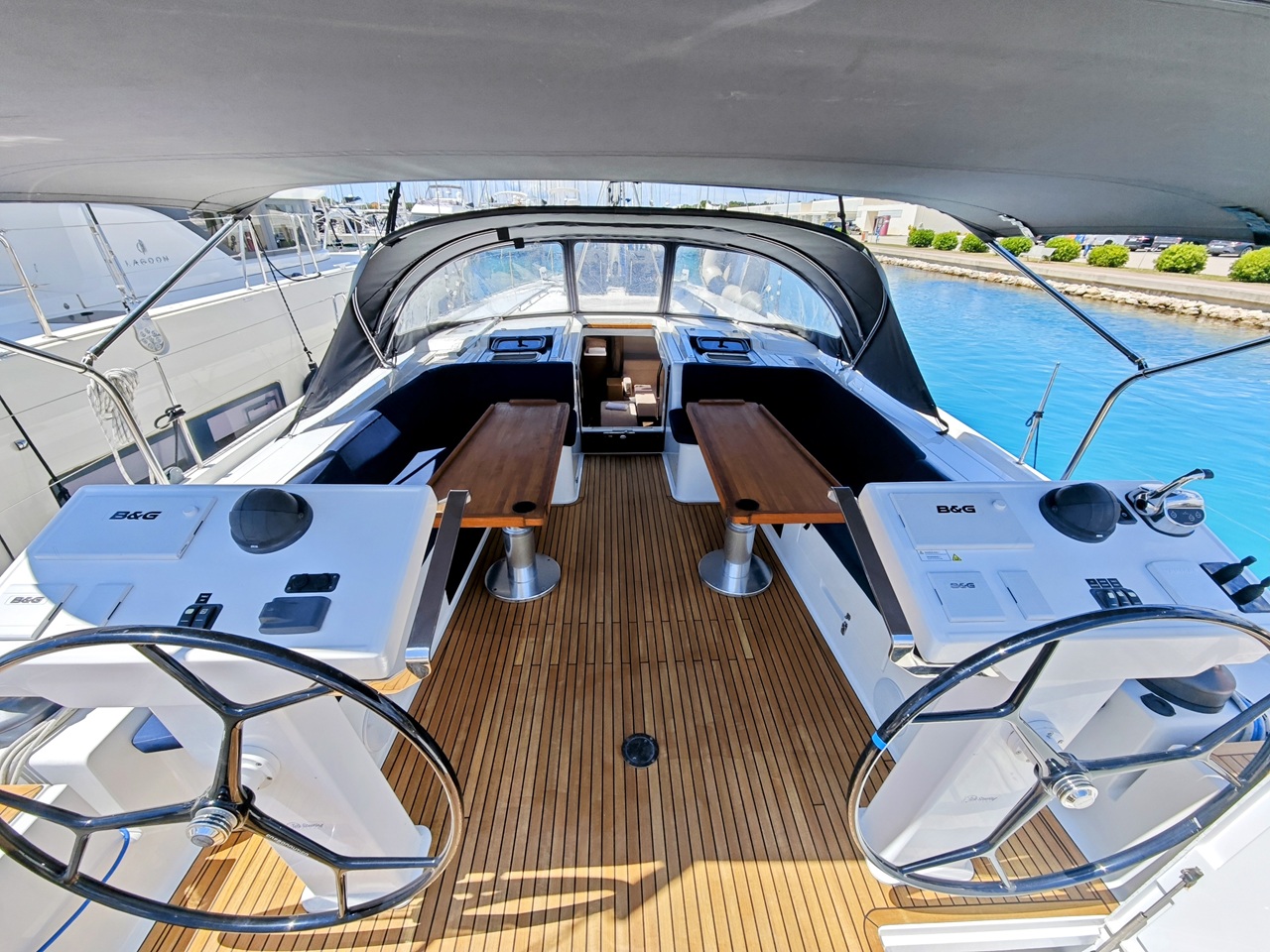 Hanse 548 - 4 + 1 cab. — photo 6