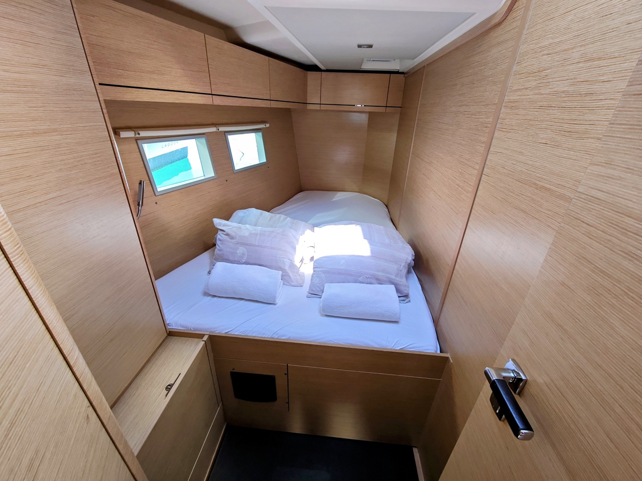 Hanse 548 - 4 + 1 cab. — photo 18