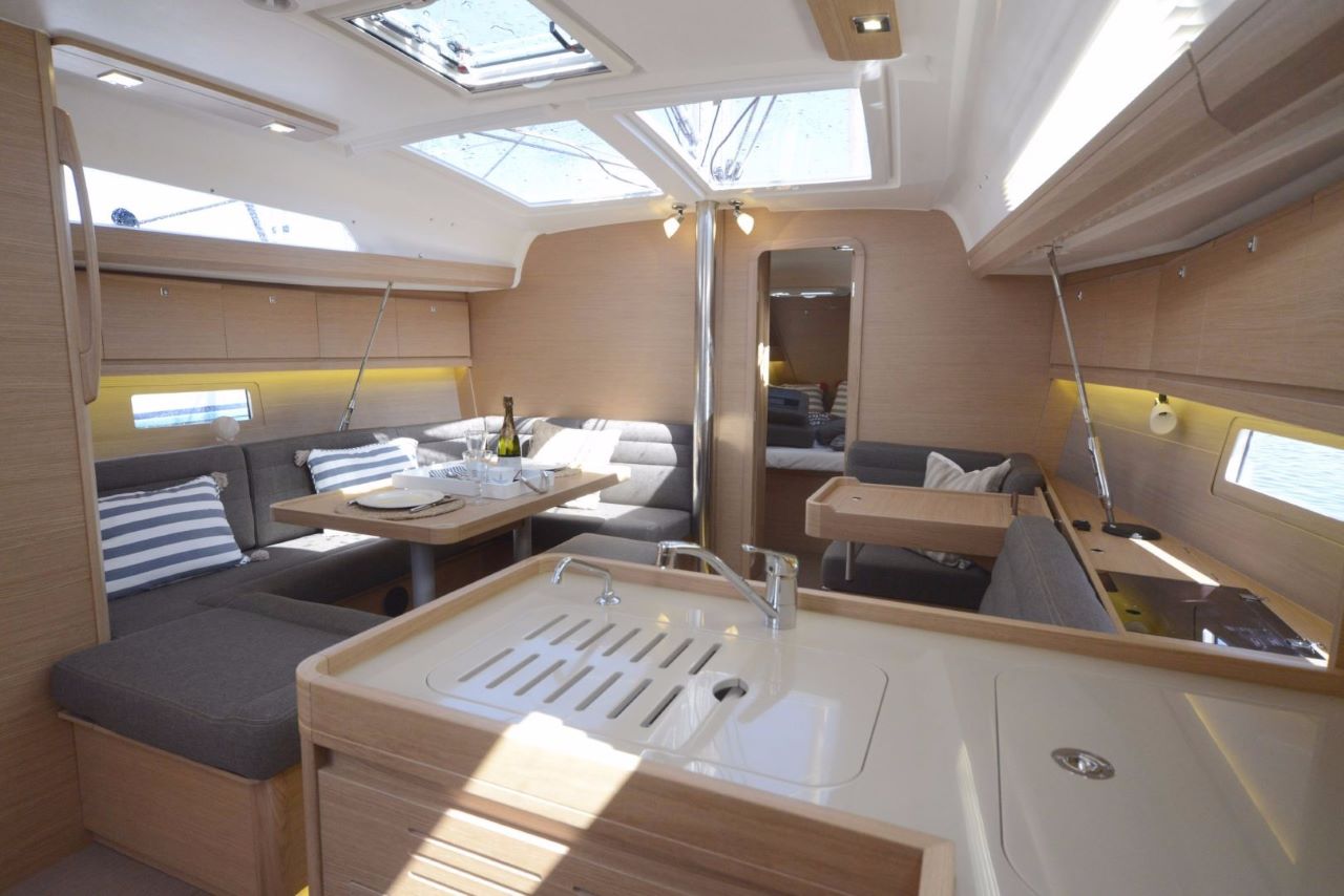 Dufour 412 GL — photo 8