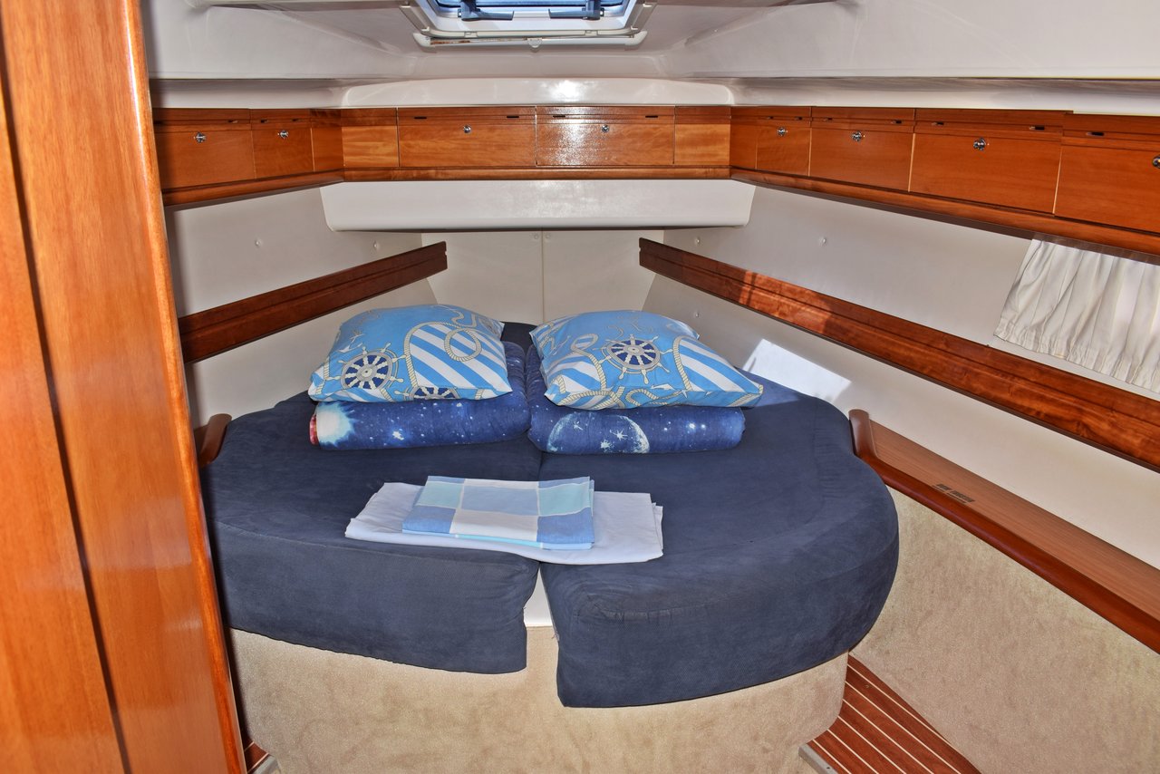 Bavaria 46 Cruiser — photo 21