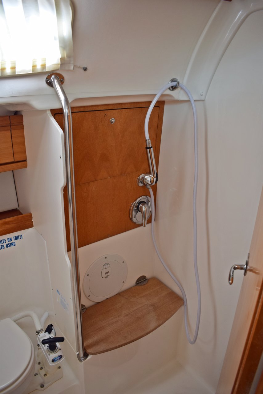 Bavaria 46 Cruiser — photo 2