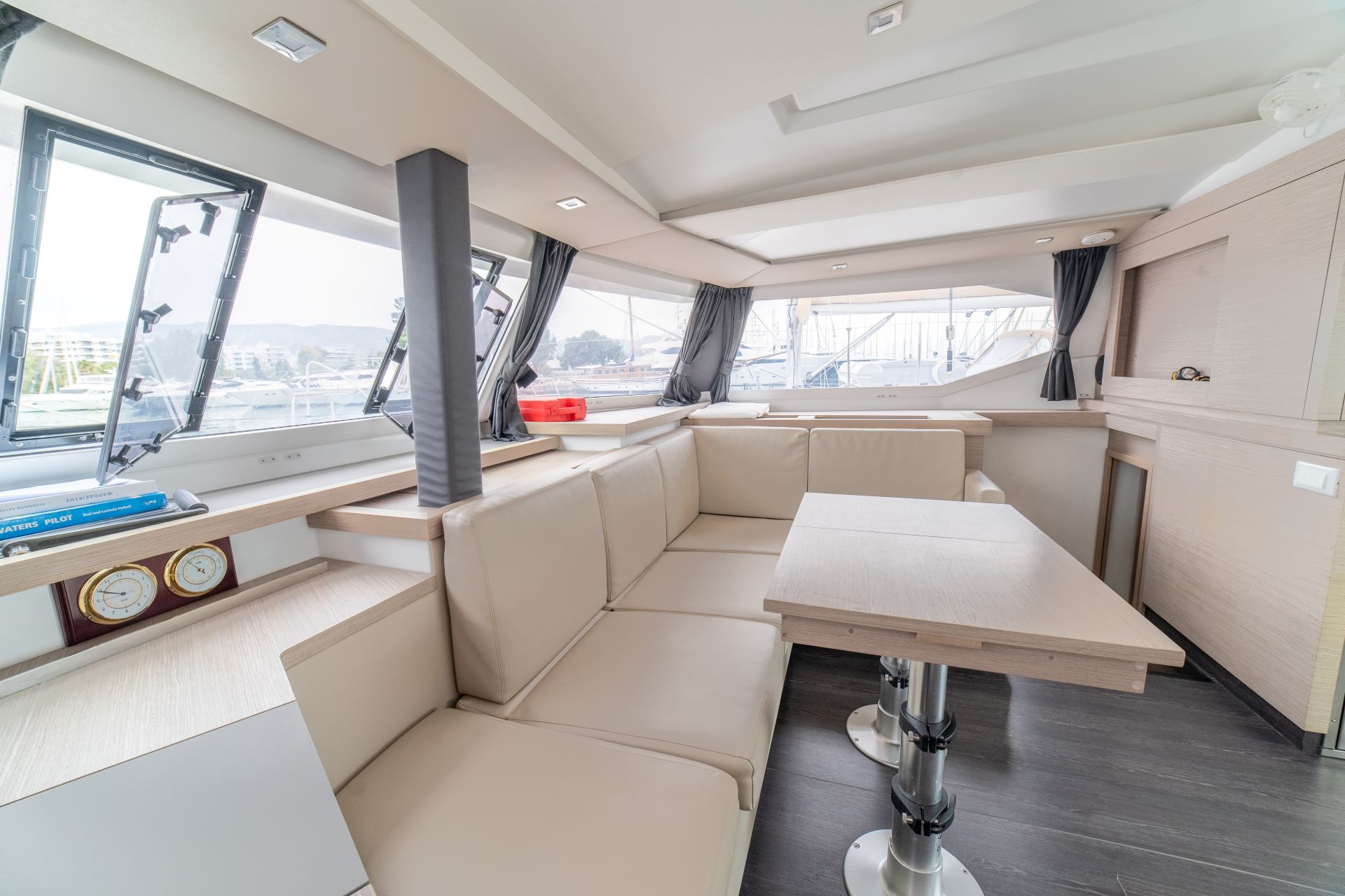 Fountaine Pajot Astrea 42 - 4 + 2 cab. — photo 6