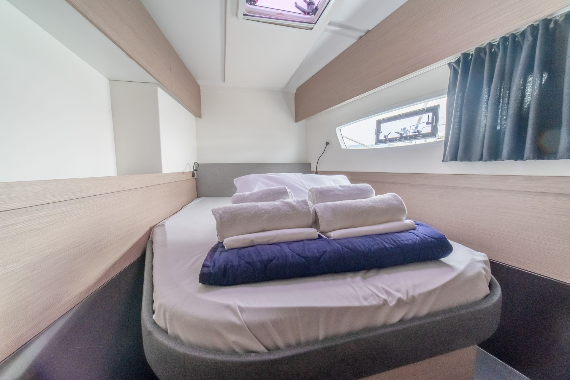 Fountaine Pajot Astrea 42 - 4 + 2 cab. — photo 10