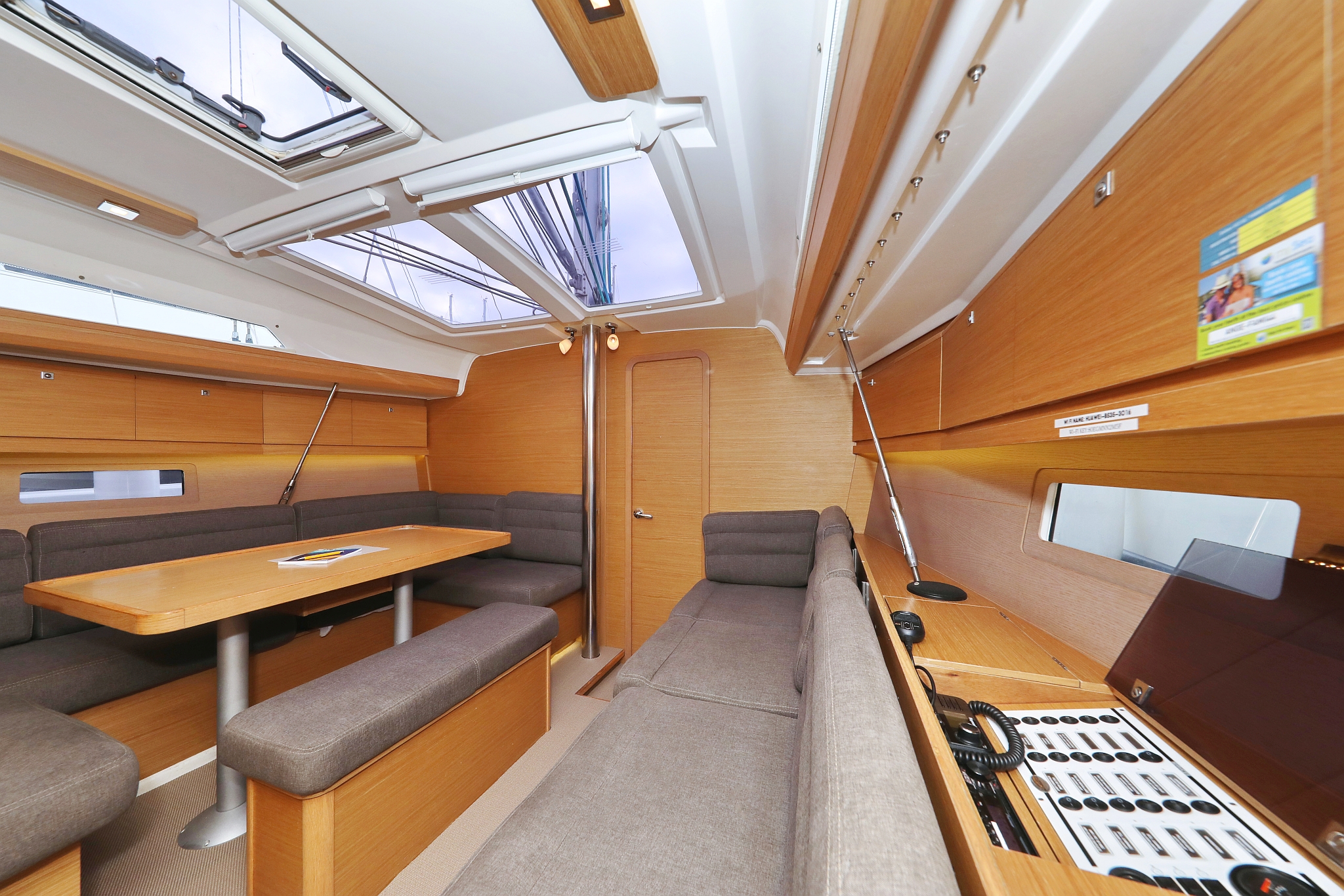 Dufour 412 GL — photo 12