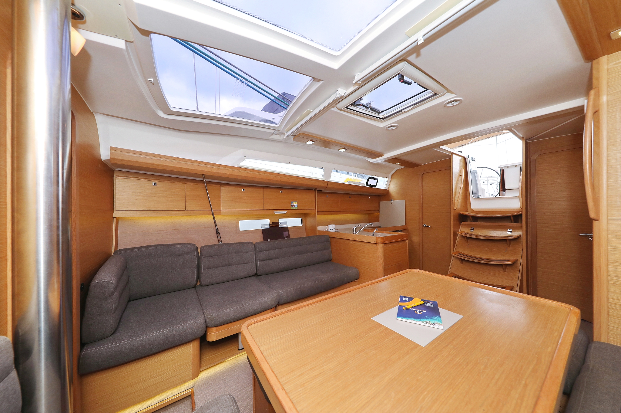 Dufour 412 GL — photo 15