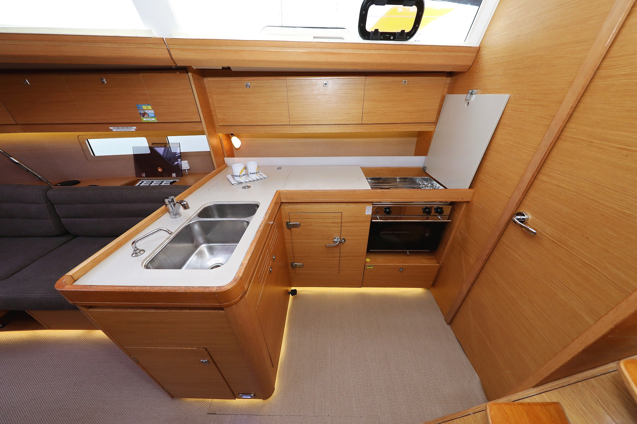 Dufour 412 GL — photo 19