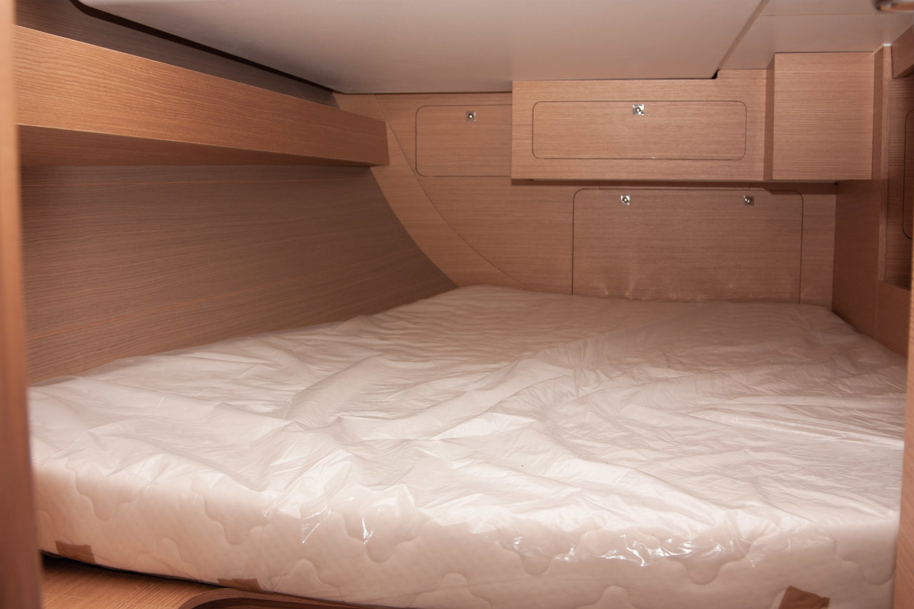 Dufour 382 GL — photo 10