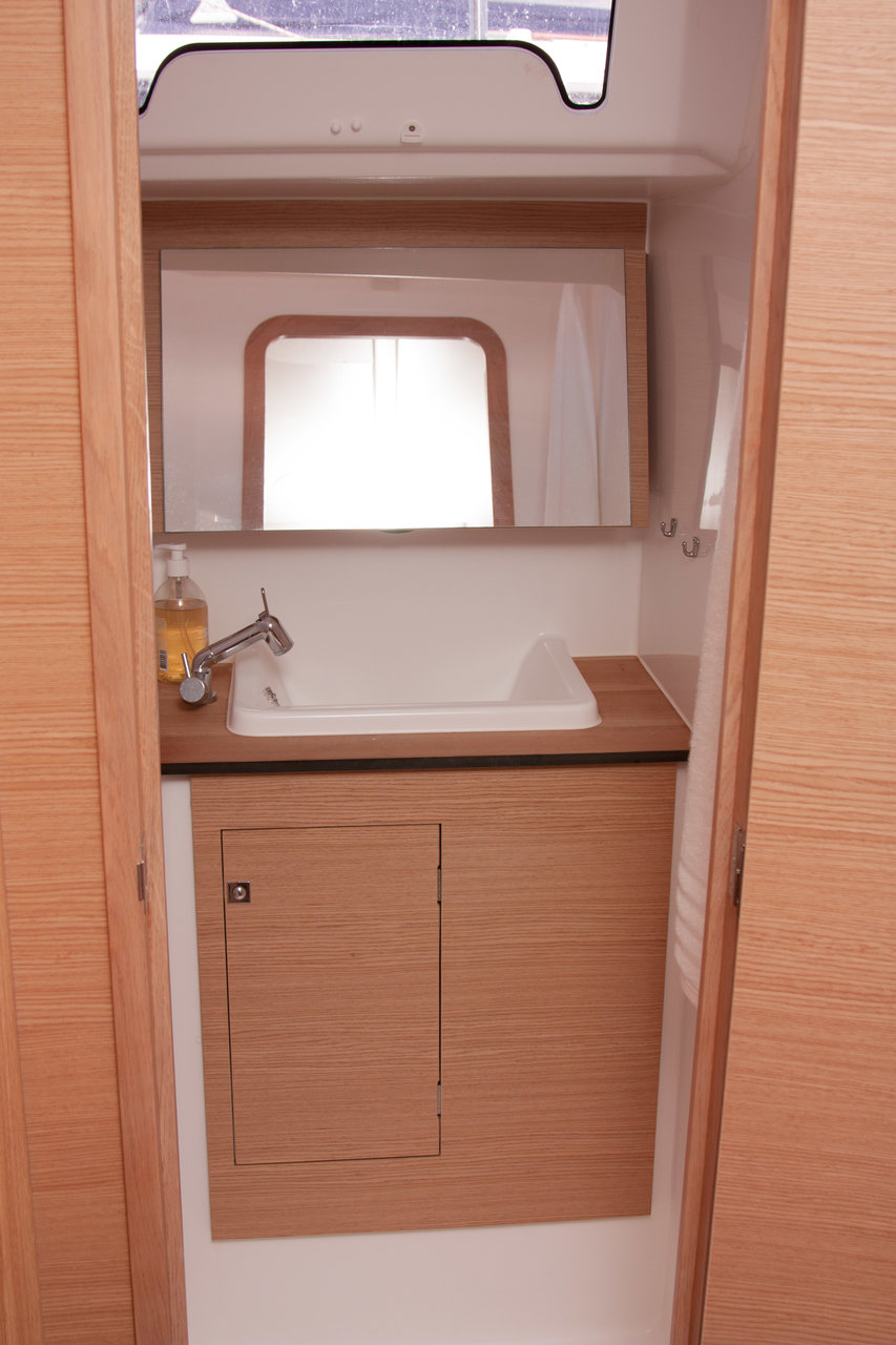 Dufour 382 GL — photo 13
