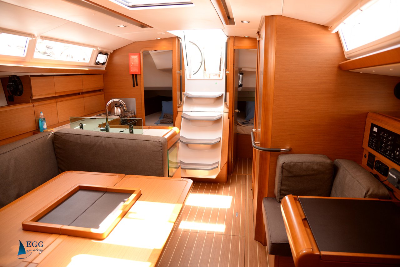 Sun Odyssey 419 - 3 cab. — photo 3