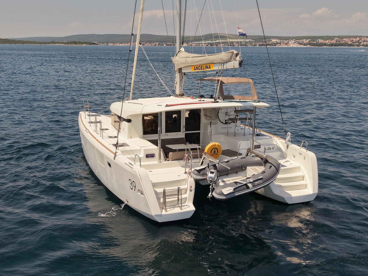 Lagoon 39 - 4 + 2 cab. — photo 5