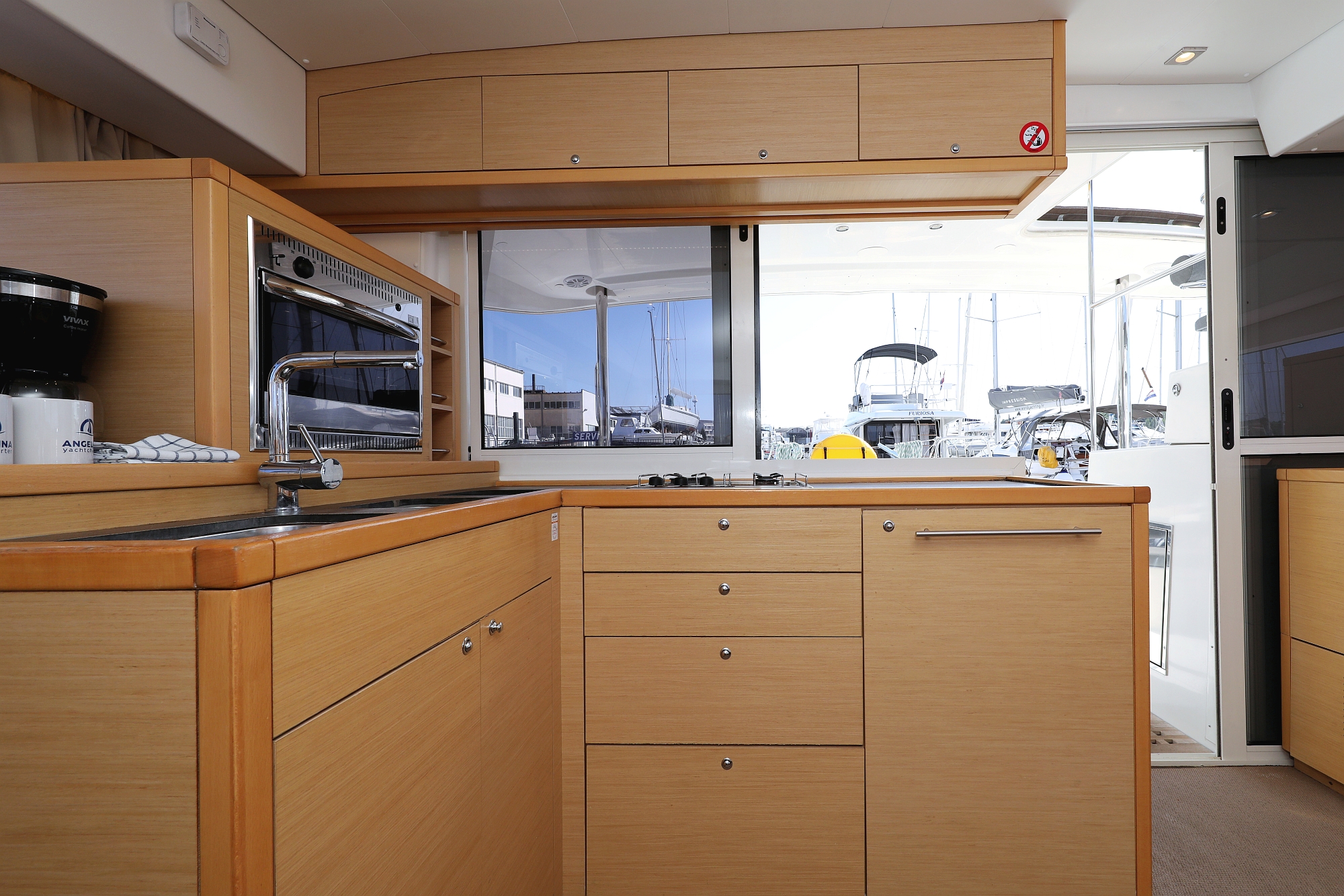 Lagoon 400 S2 - 4 + 2 cab. — photo 21