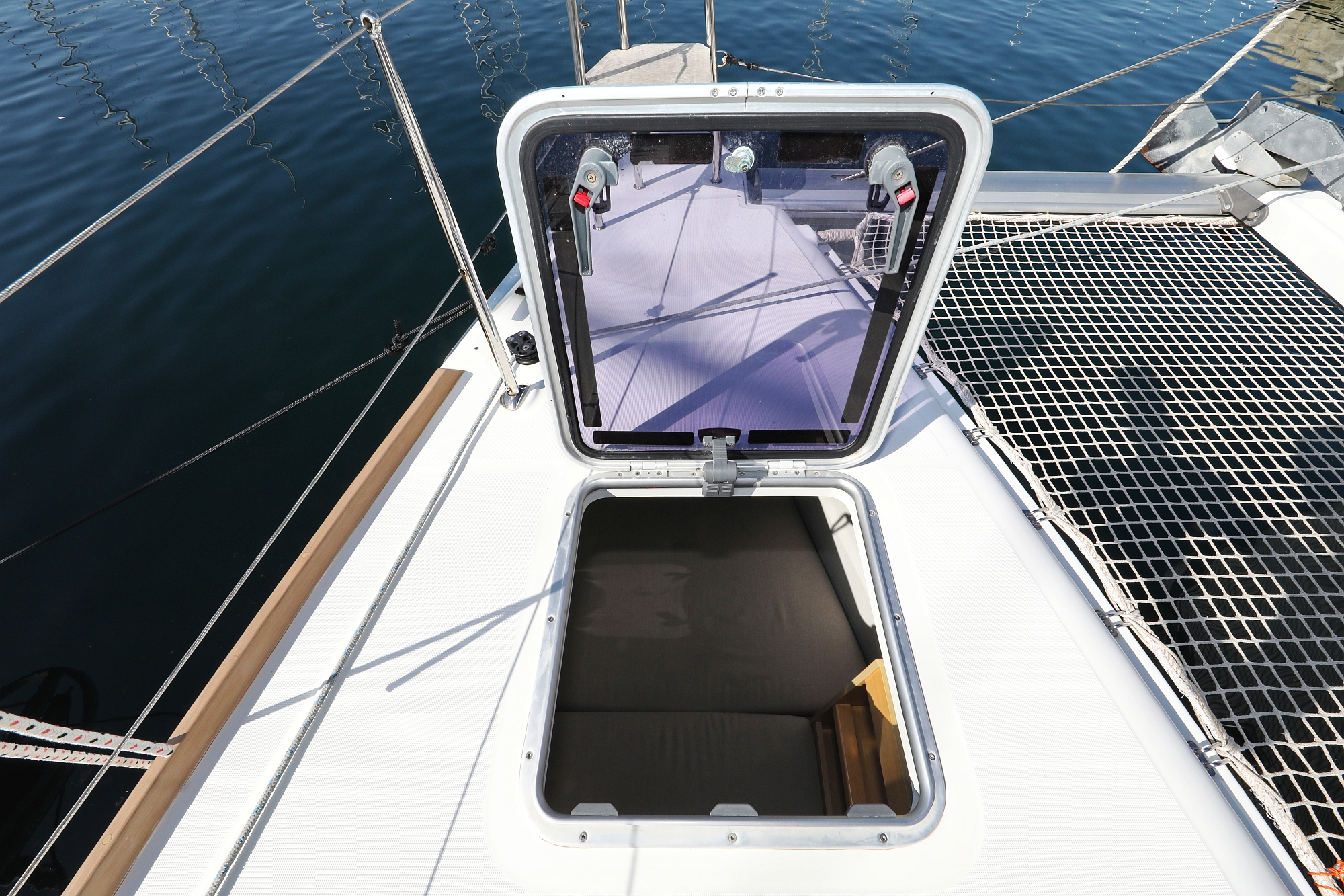 Lagoon 400 S2 - 4 + 2 cab. — photo 42