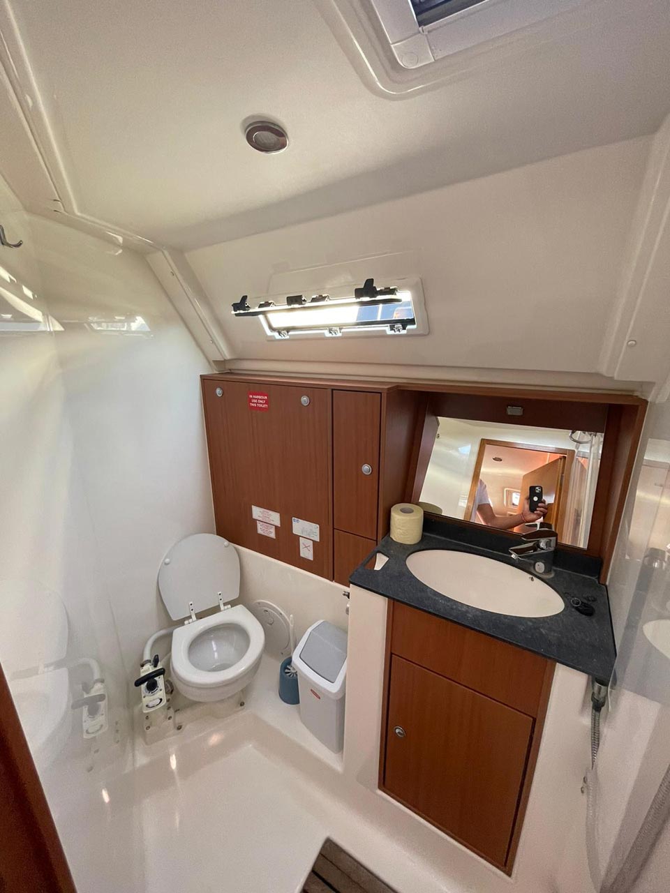 Bavaria Cruiser 40 S — photo 11