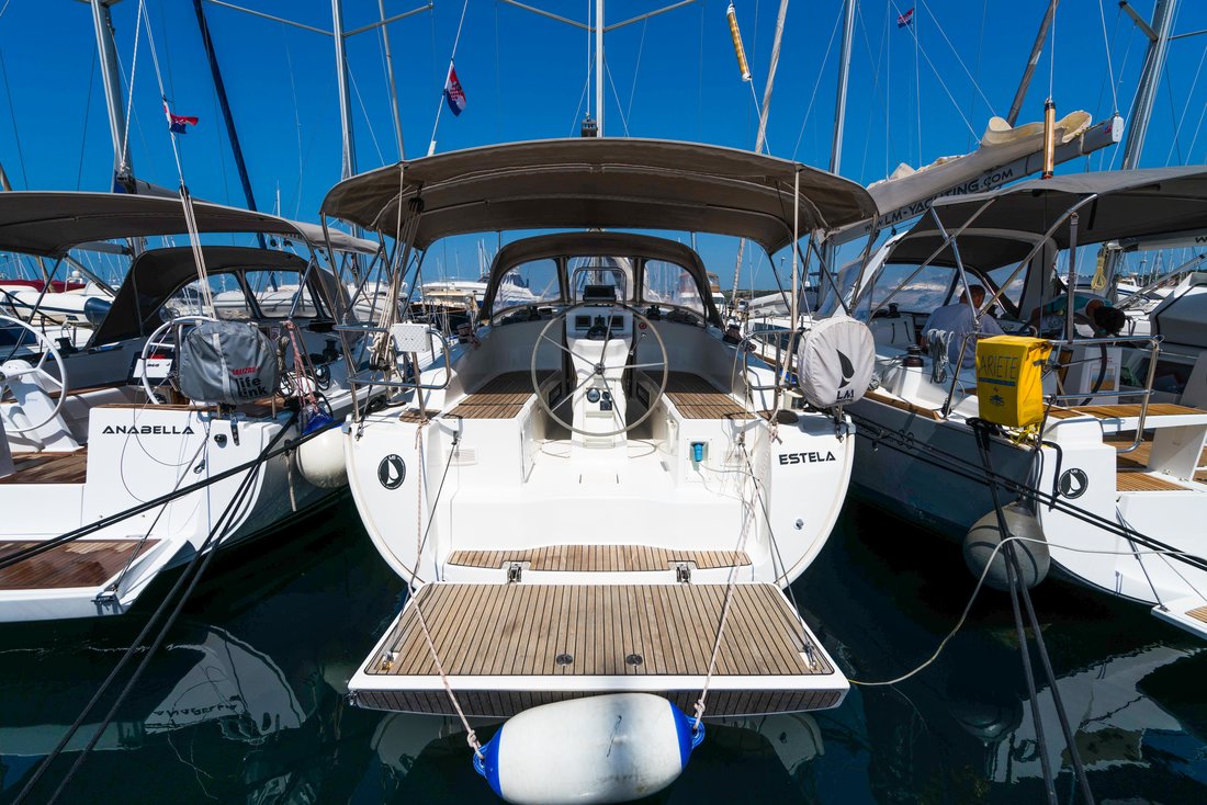 Bavaria Cruiser 36 — photo 1