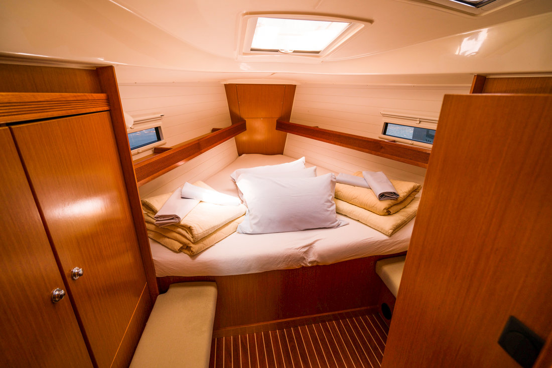 Bavaria Cruiser 36 — photo 14