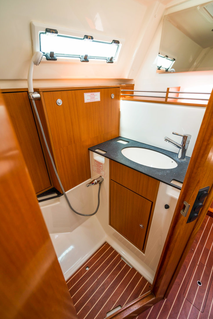 Bavaria Cruiser 36 — photo 16