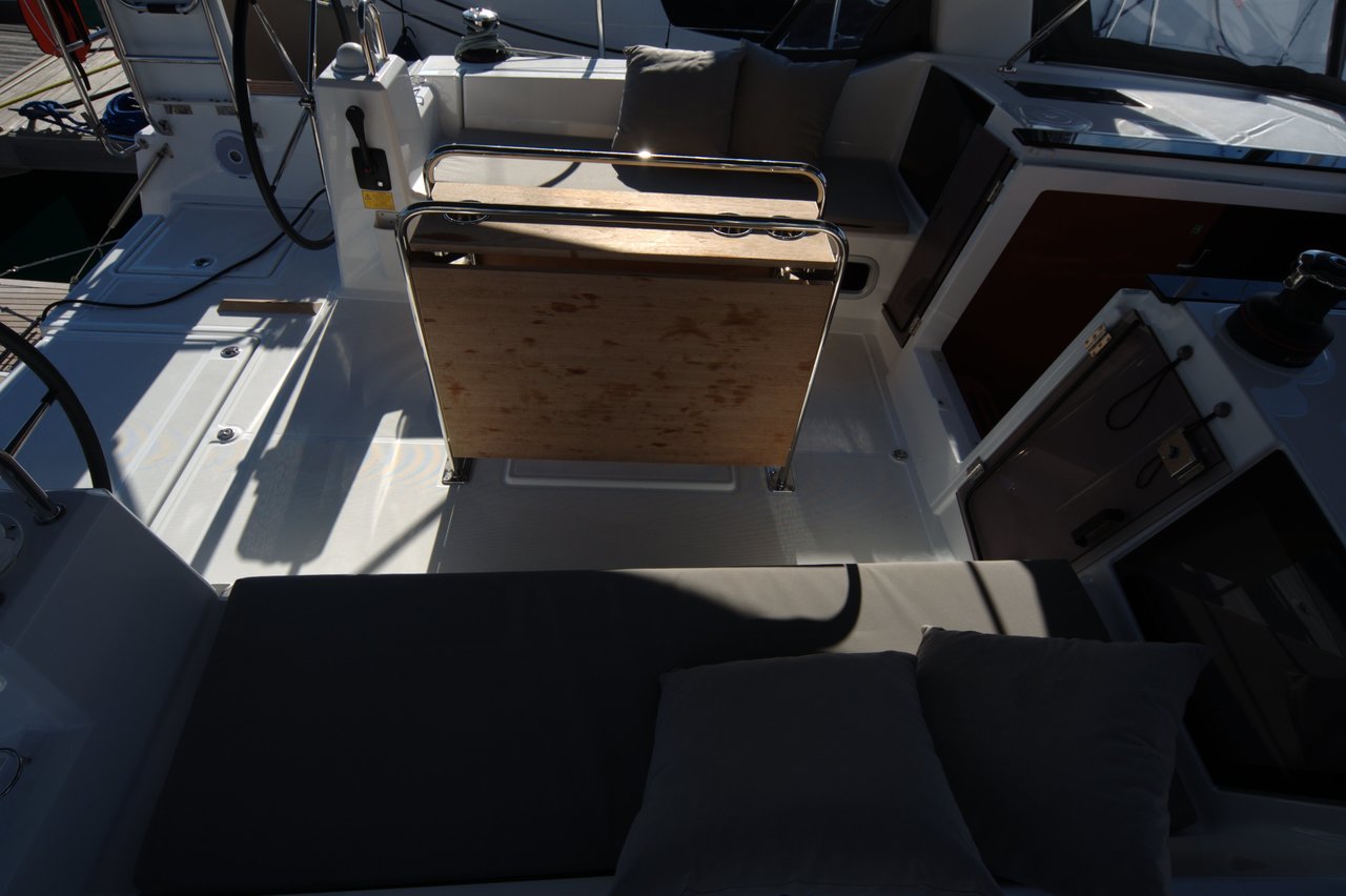 Oceanis 41.1 — photo 14