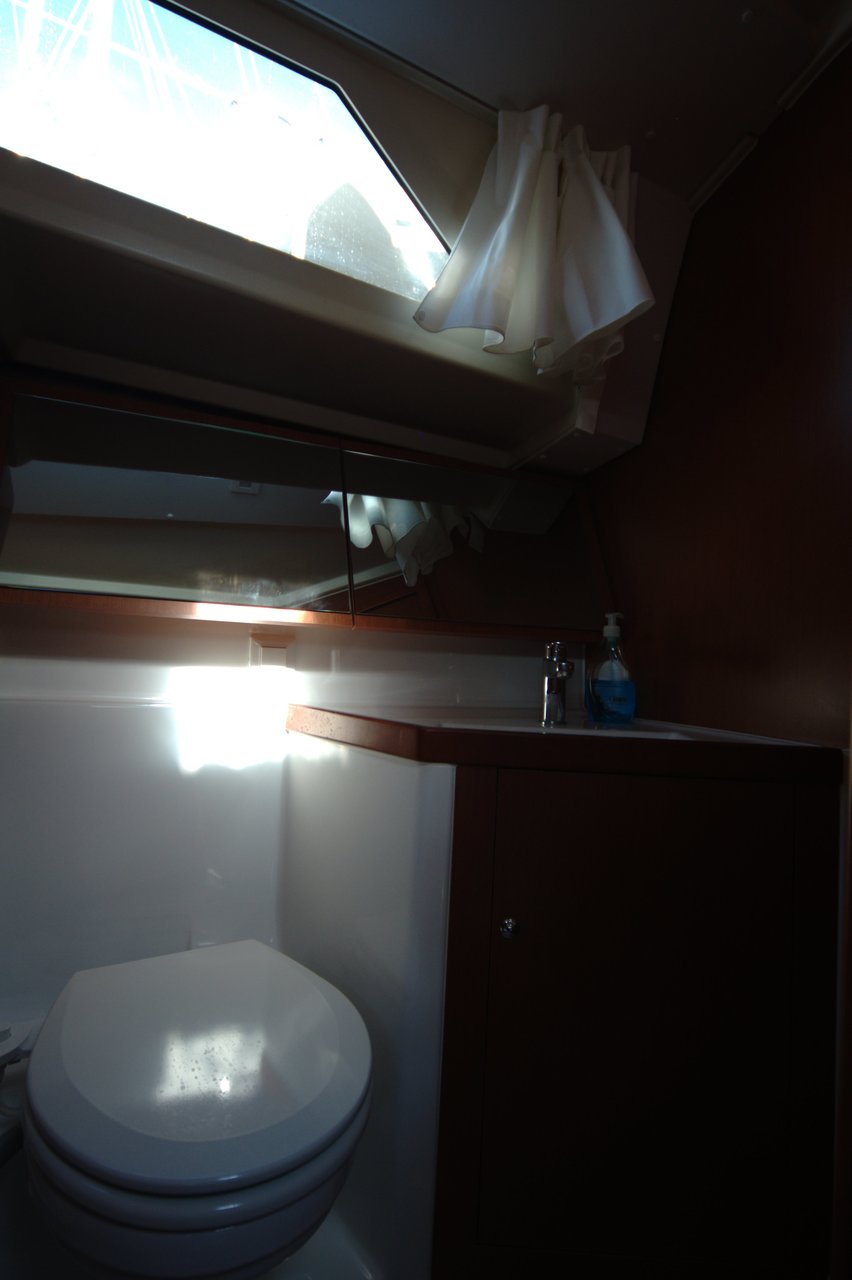 Oceanis 41.1 — photo 30