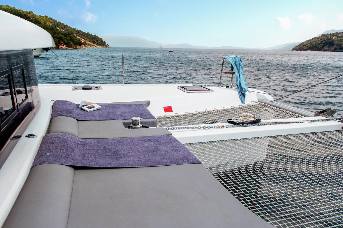 Lagoon 42 - 4 + 2 cab. — photo 6