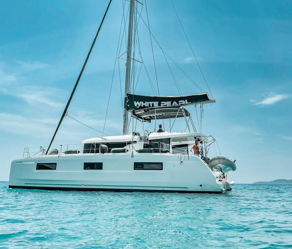 Lagoon 46 - 4 + 2 cab. — photo 1
