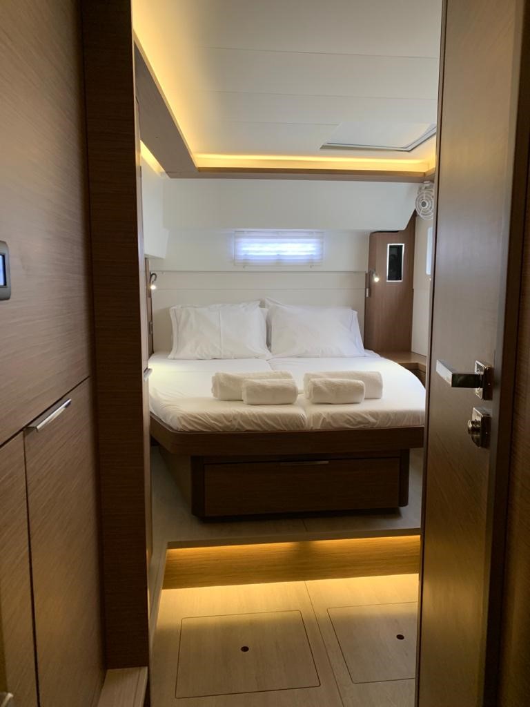Lagoon 46 - 4 + 2 cab. — photo 19