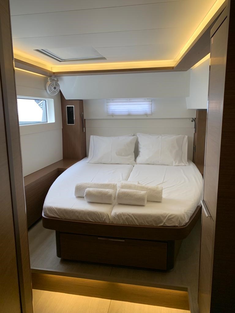 Lagoon 46 - 4 + 2 cab. — photo 20