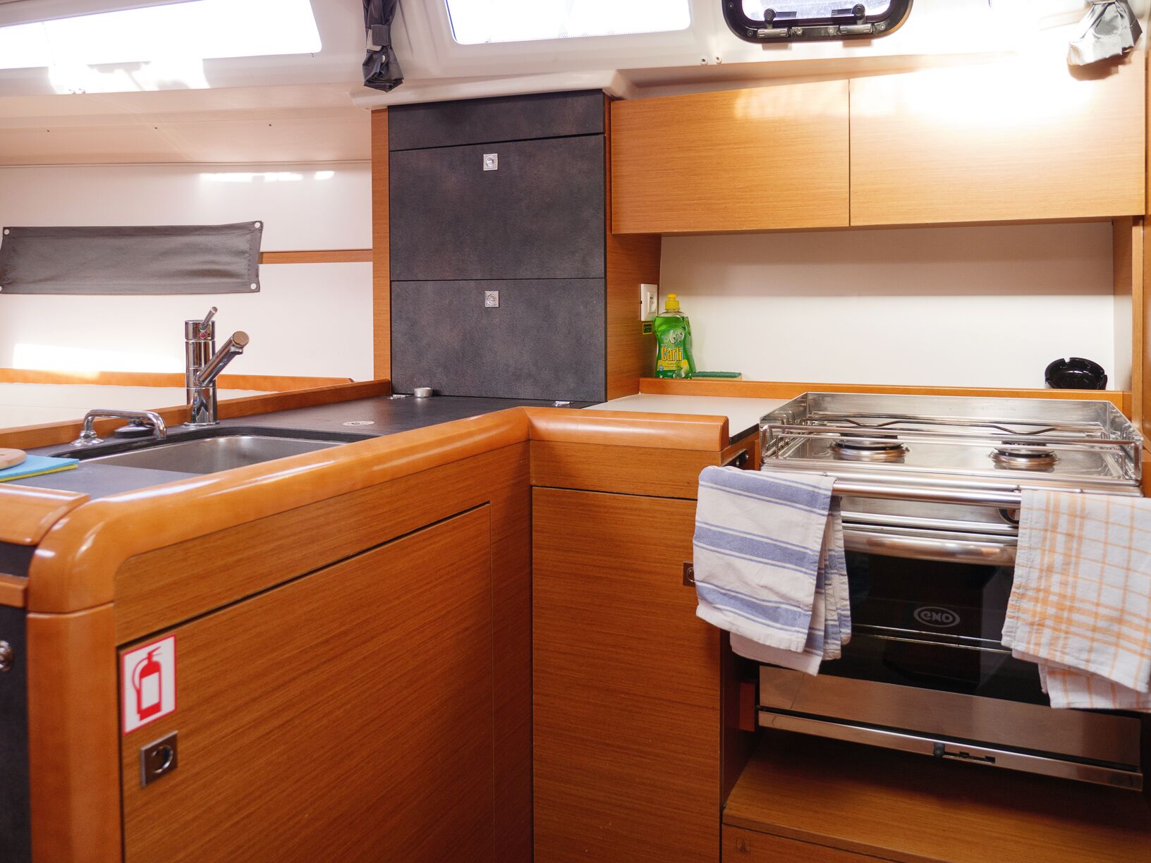 Sun Odyssey 349 - 3 cab. — photo 9