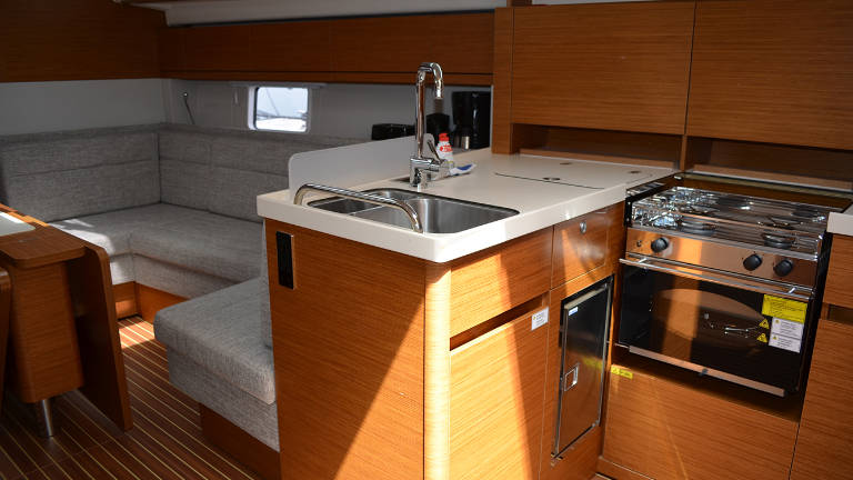 Hanse 418 - 3 cab. — photo 13