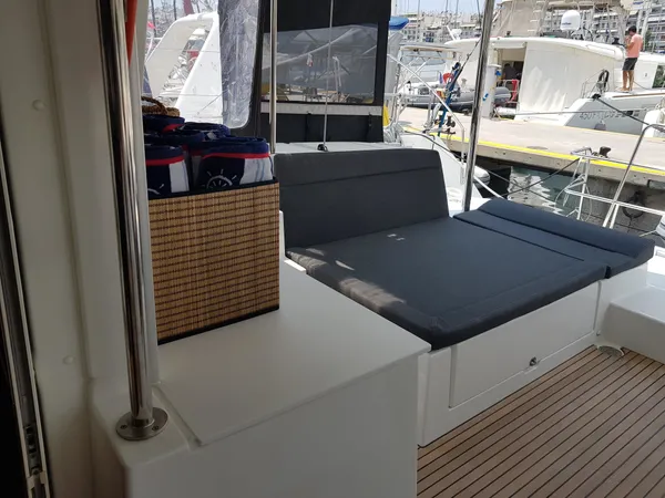 Lagoon 450 F - 4 + 1 cab. — photo 11