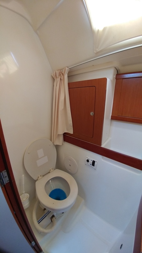 Oceanis 43 — photo 22