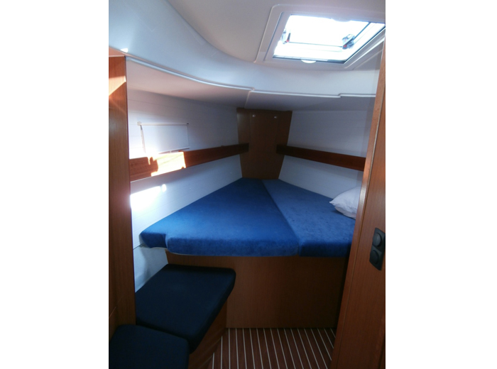 Bavaria Cruiser 40 — photo 7
