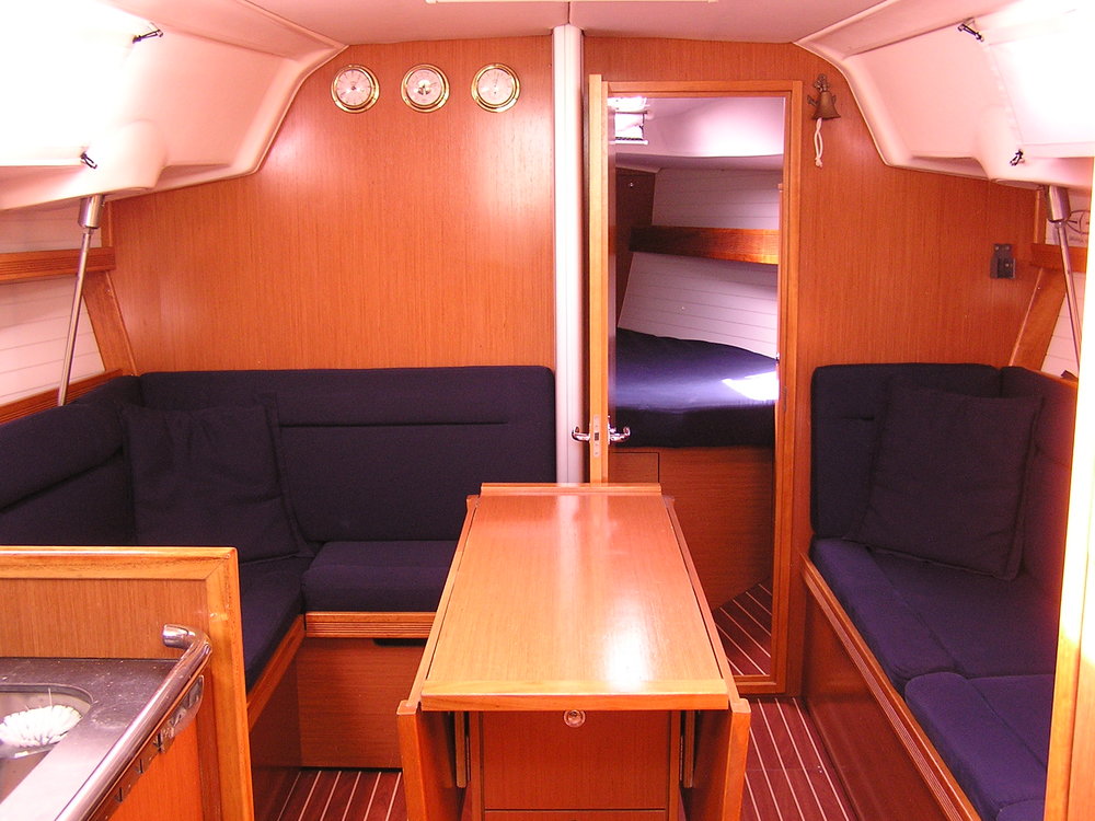 Bavaria 35 Cruiser — photo 5