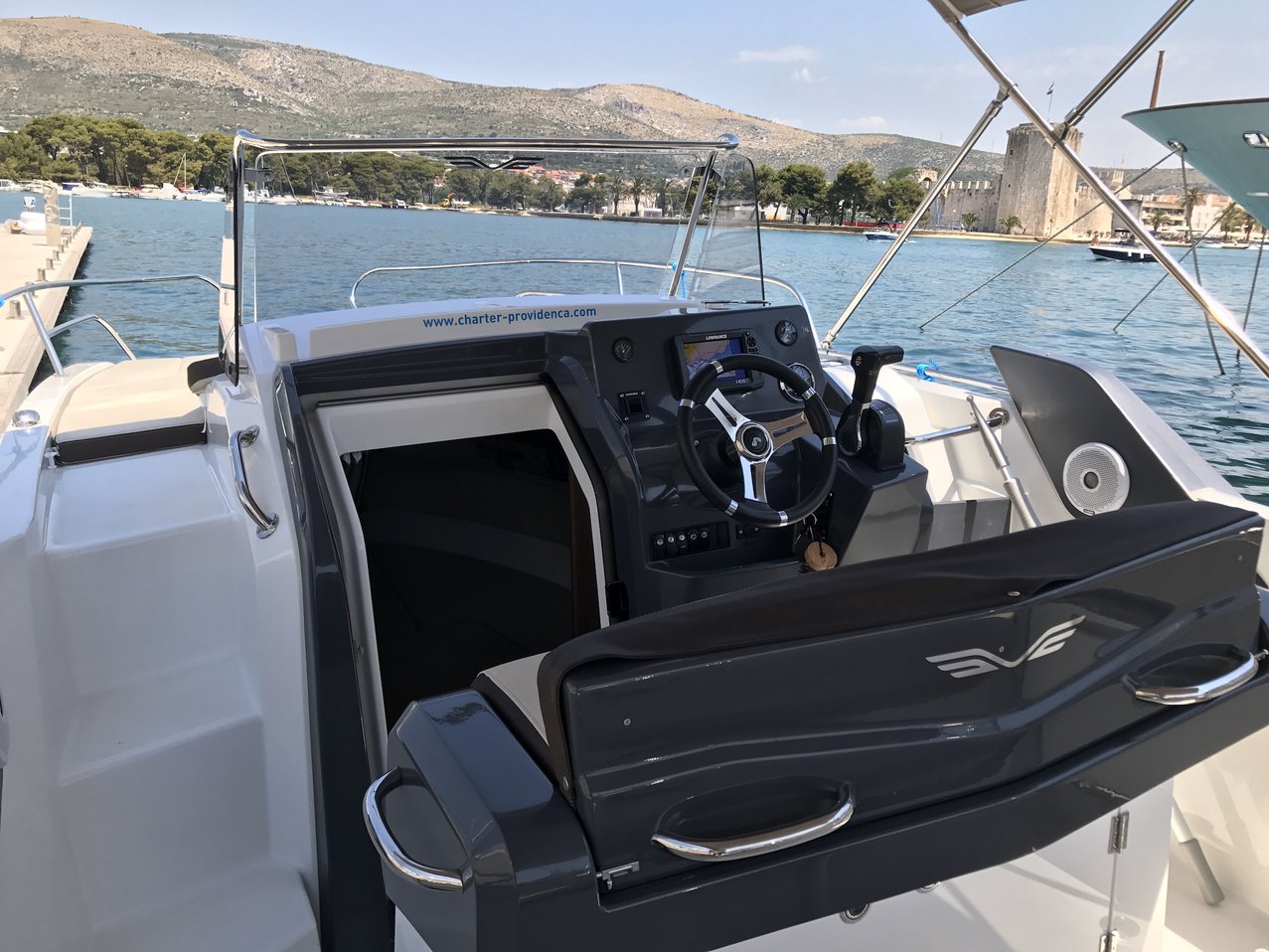 Beneteau Flyer 7.7 Sun Deck - 1 cab. — photo 6