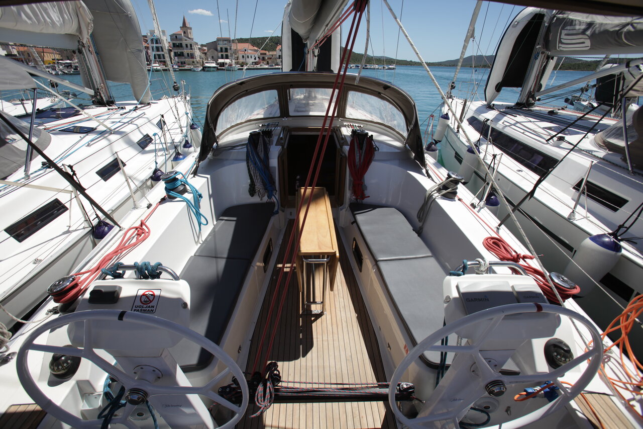 Bavaria Cruiser 41S — photo 5