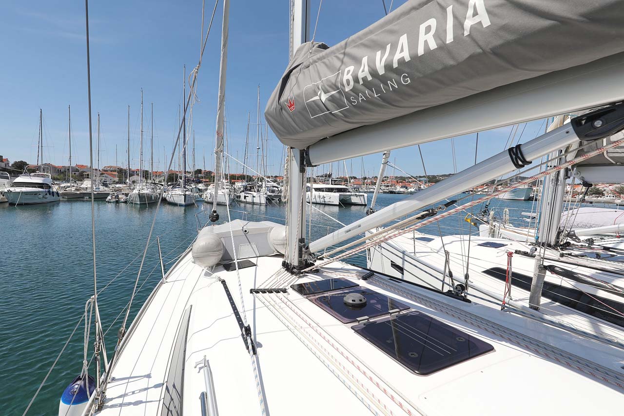 Bavaria Cruiser 41 Style — photo 4