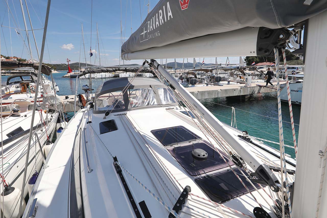 Bavaria Cruiser 41 Style — photo 5