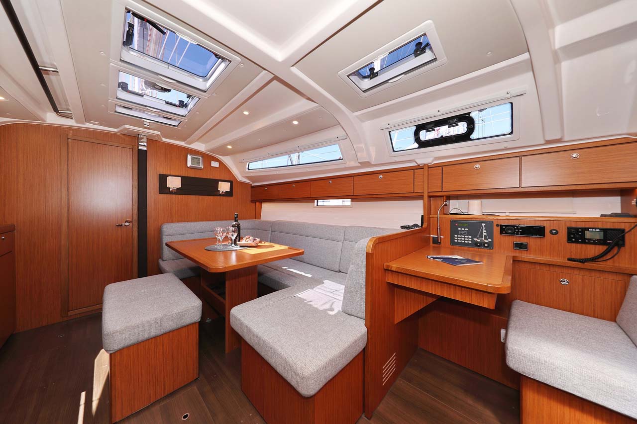 Bavaria Cruiser 41 Style — photo 12