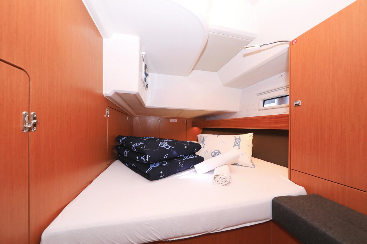 Bavaria Cruiser 46 - 4 cab. — photo 8