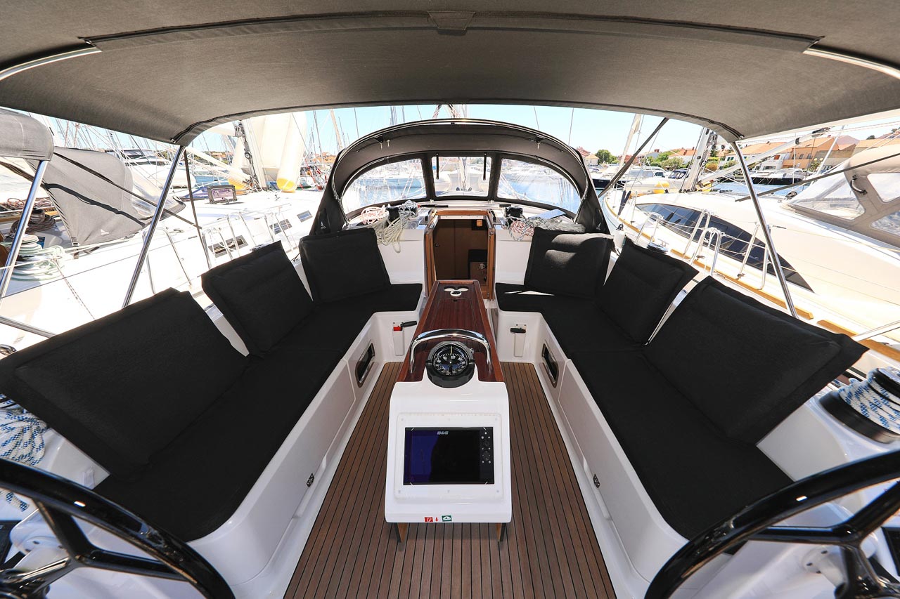 Bavaria Cruiser 46 - 4 cab. — photo 8